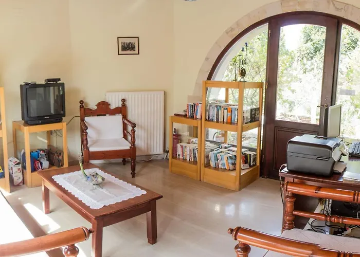 Crete Holiday Rental Small Village Close To Beaches -Sharing A Large Pool