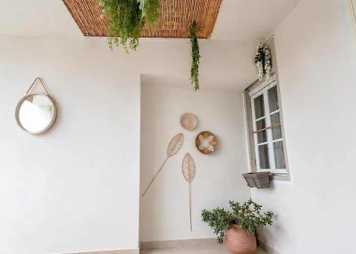 Lilian'S House